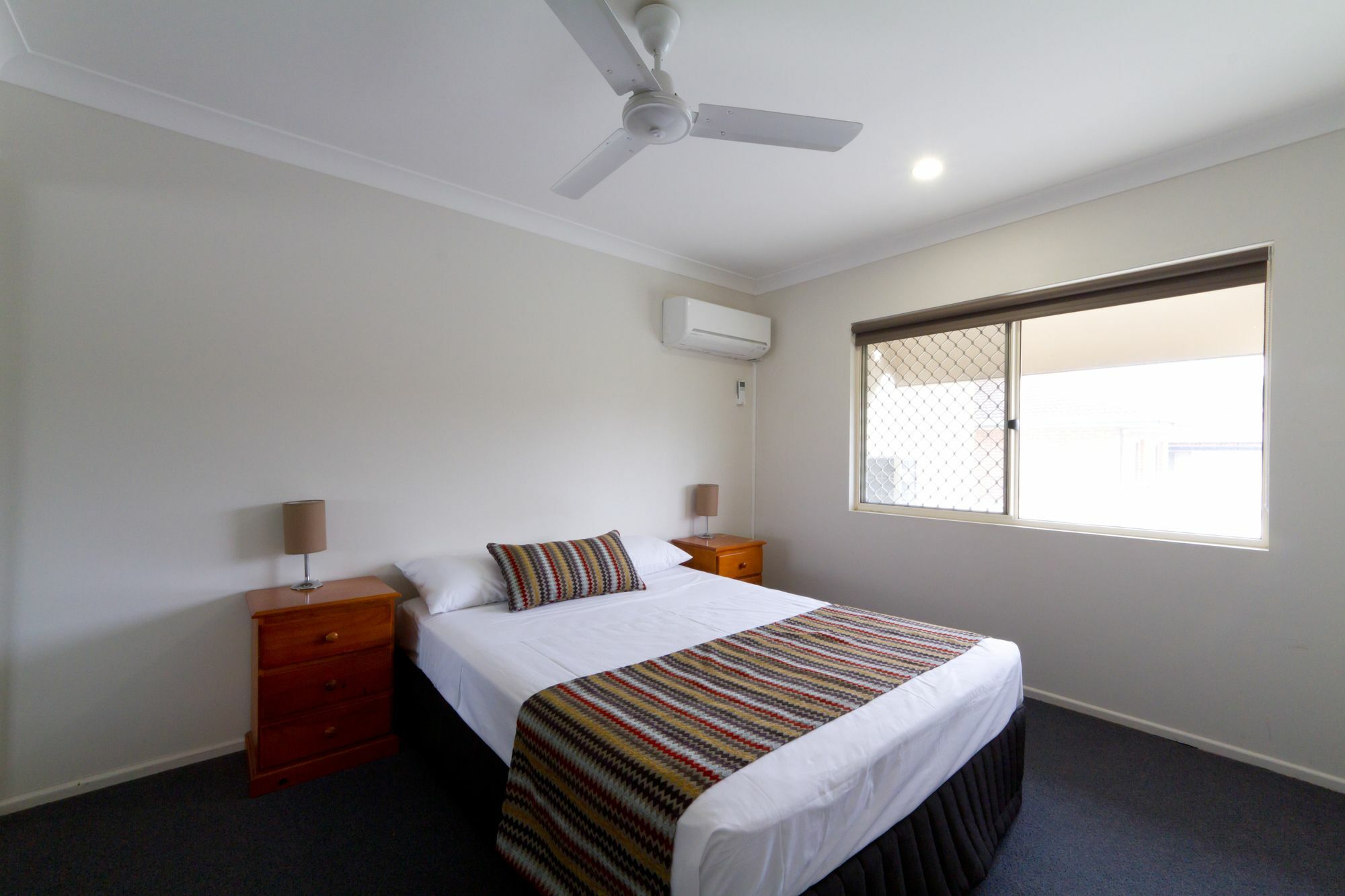 ร็อกแฮมตัน เซอร์วิส อพาร์ตเมนต์ Aparthotel ร็อคแฮมป์ตัน ภายนอก รูปภาพ